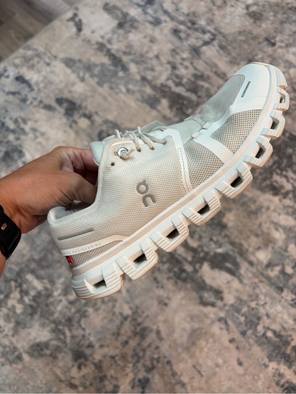 Women’s on cloud